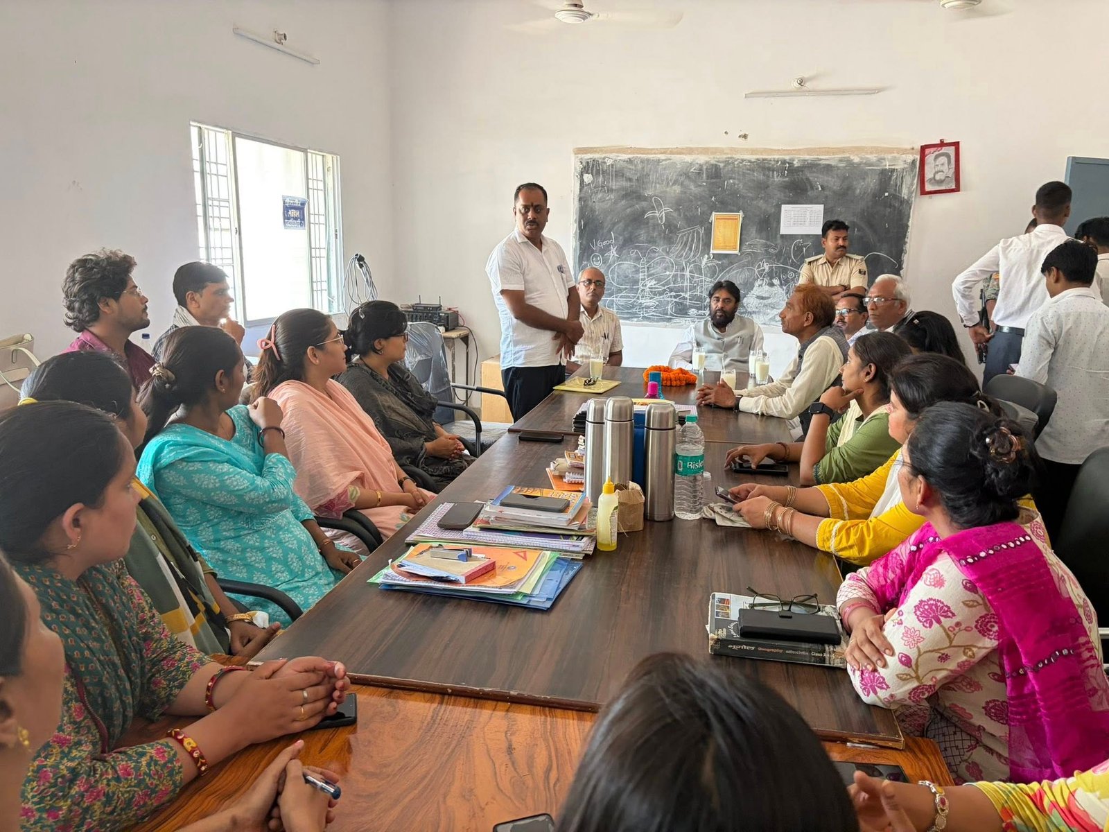 उत्क्रमित उच्च माध्यमिक विद्यालय, कुर्थौल