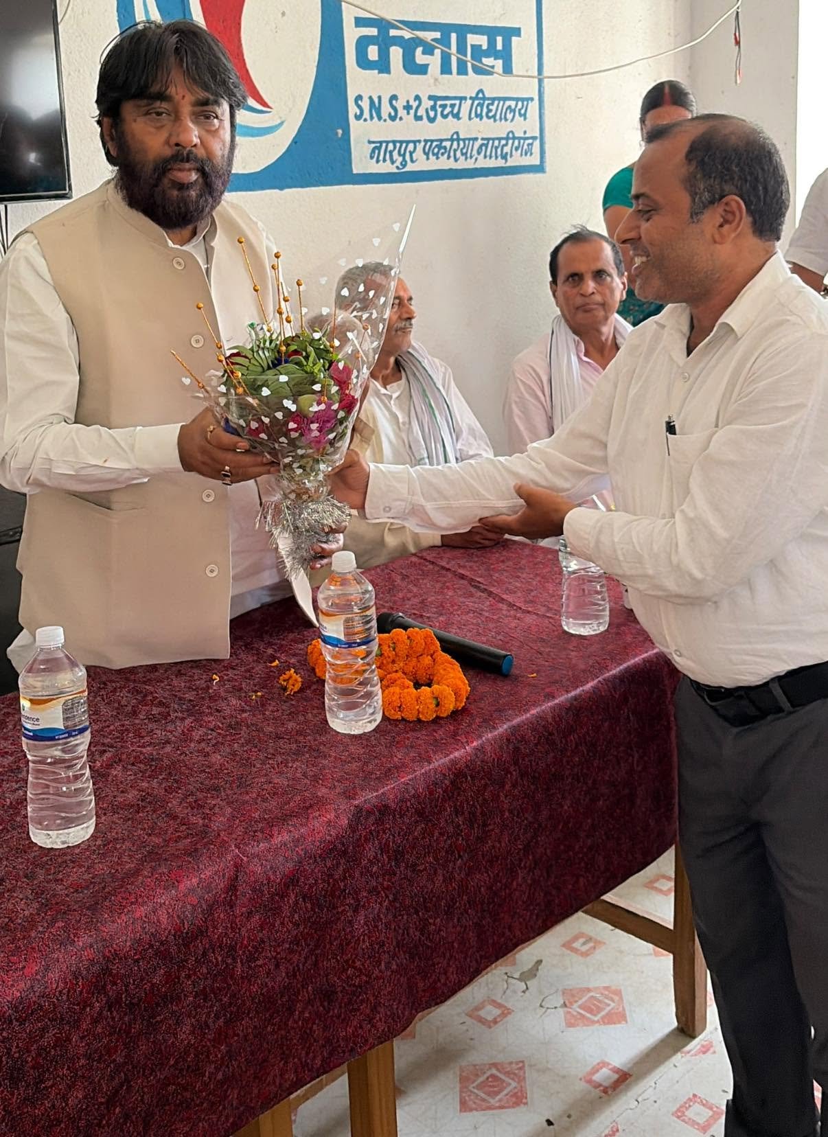 S.N.S. +2 उच्च विद्यालय, नारपुर पकरिया,