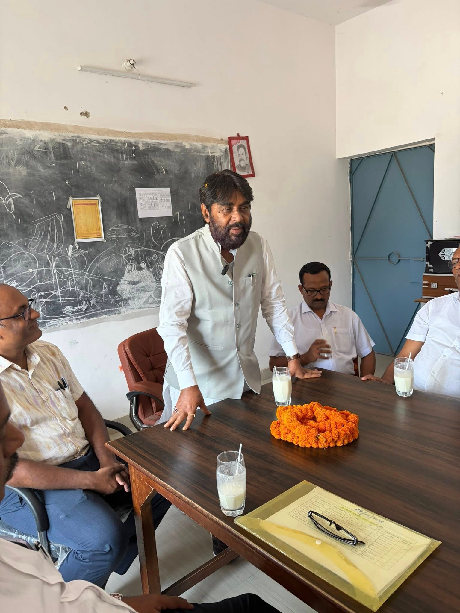 उत्क्रमित उच्च माध्यमिक विद्यालय, कुर्थौल
