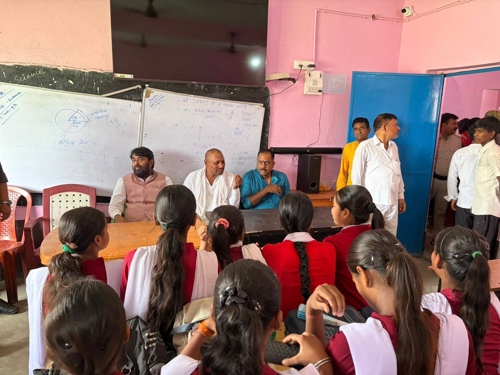 उत्क्रमित उच्च माध्यमिक विद्यालय, हरदास बिघा