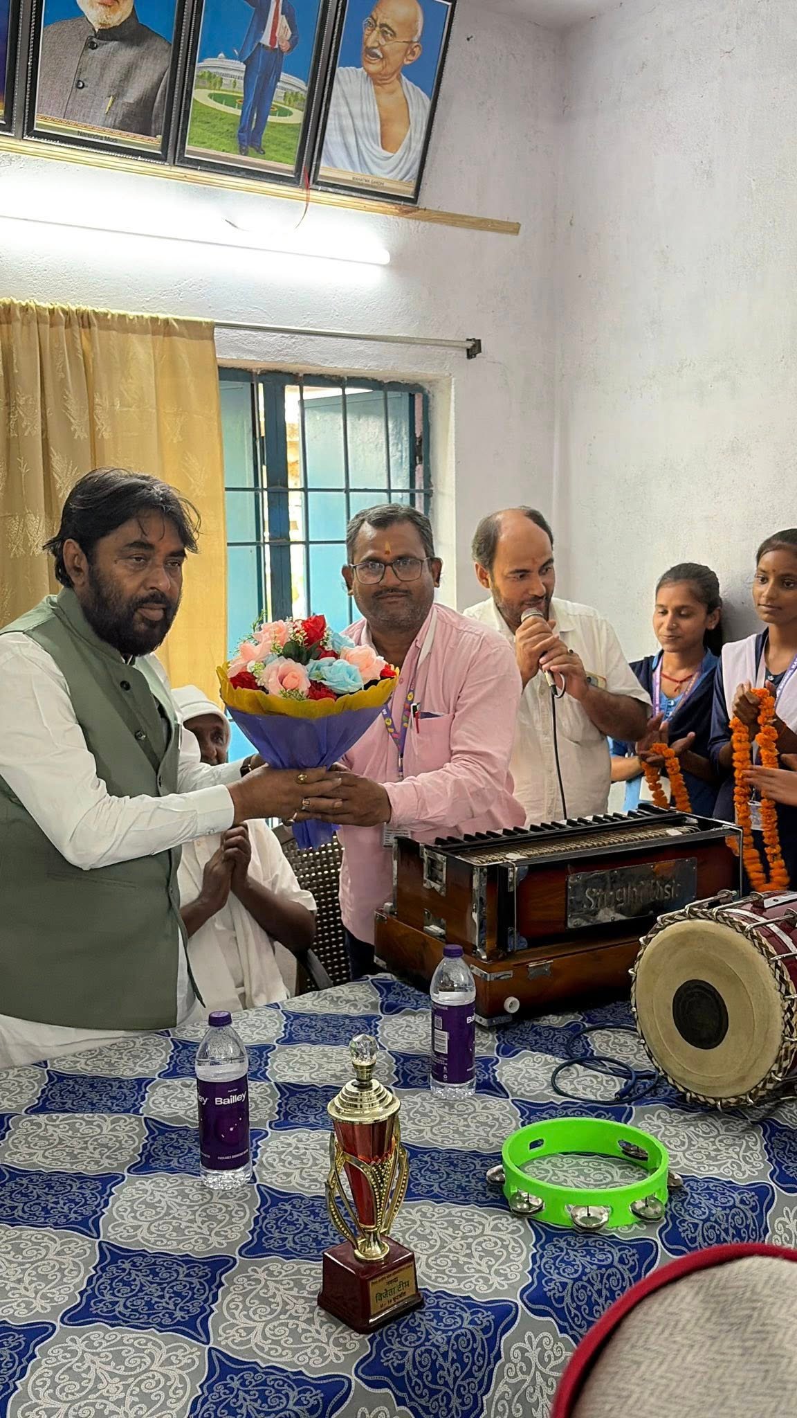 इंटर स्कूल, कौआकोल