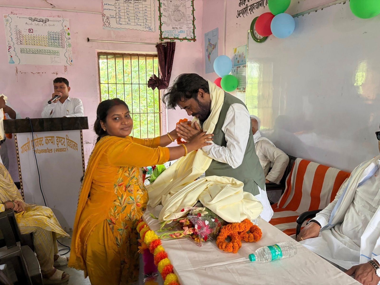 गायत्री परियोजना बालिका इंटर विद्यालय - कौआकोल