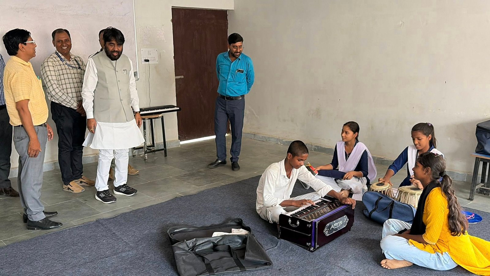 उत्क्रमित उच्च माध्यमिक विद्यालय, पैमार घाट