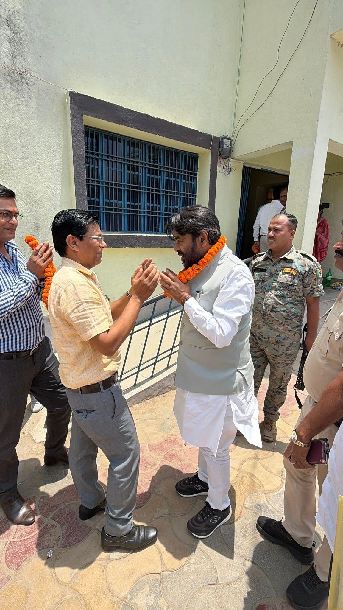 उत्क्रमित उच्च माध्यमिक विद्यालय, पैमार घाट