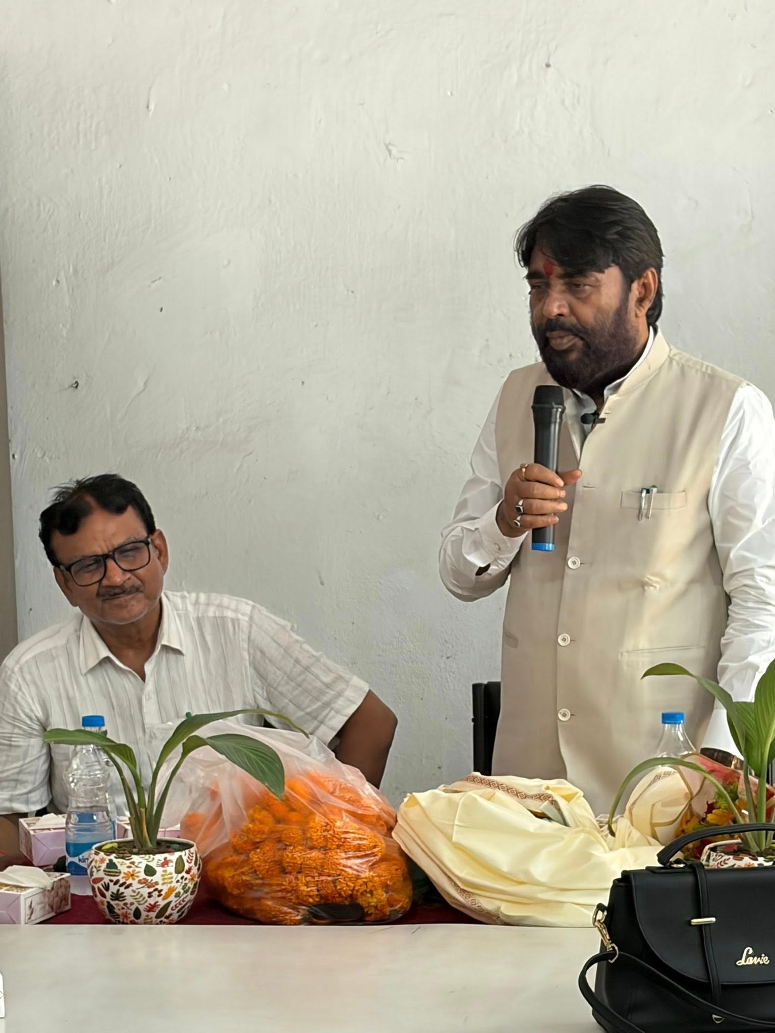 राजकीयकृत द्वारिका उच्च विद्यालय, मंदिरी
