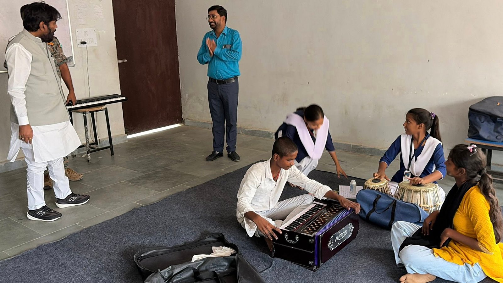 उत्क्रमित उच्च माध्यमिक विद्यालय, पैमार घाट